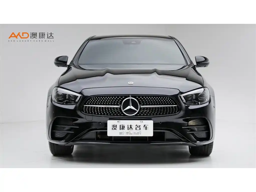 Фото 2 - Mercedes-Benz E-Class (Import)