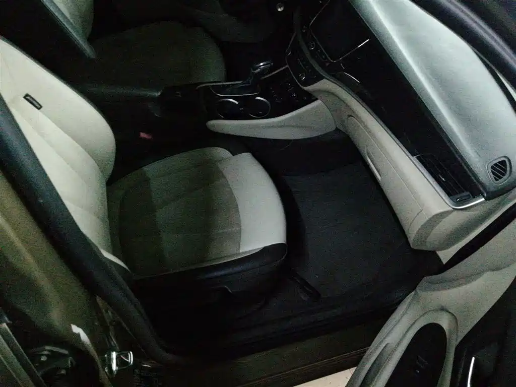 Buick Verano 2015 Sedan 15S Automatic Leading фото 21