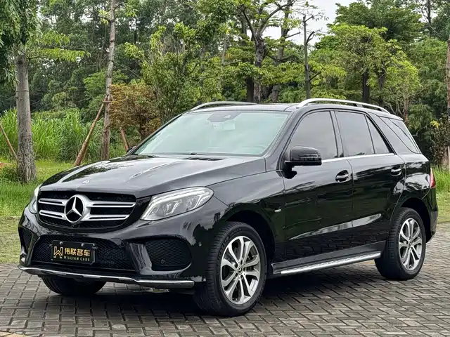 MERCEDES-BENZ GLE