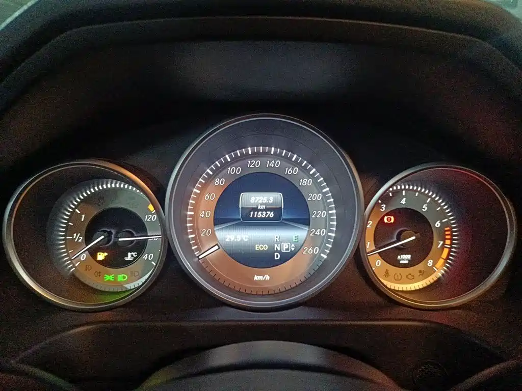 Mercedes-Benz E-Class 2015 Facelift E 260 L Sport Luxury фото 4