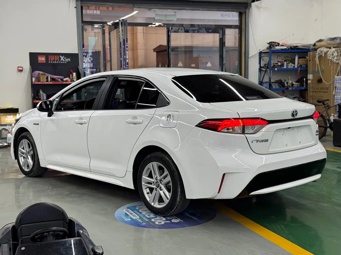 Toyota Levin 2022 Dual Engine 1.8H E-CVT Luxury Edition фото 10