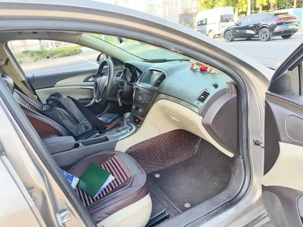 Фото 10 - Buick Regal