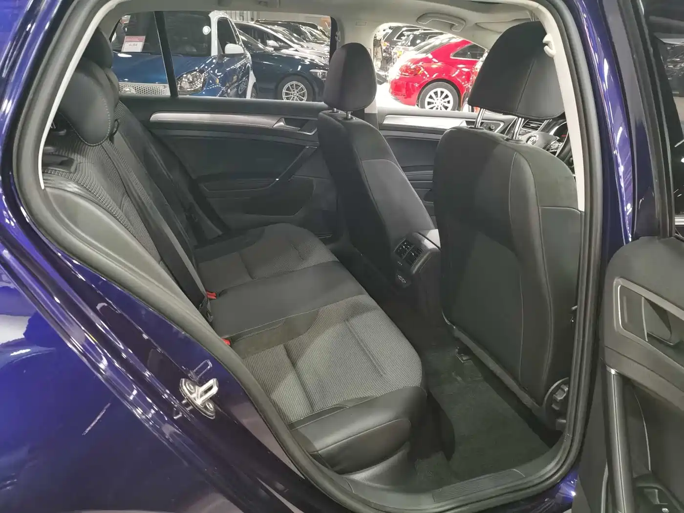 Volkswagen Golf 2020 280TSI DSG Comfort фото 25