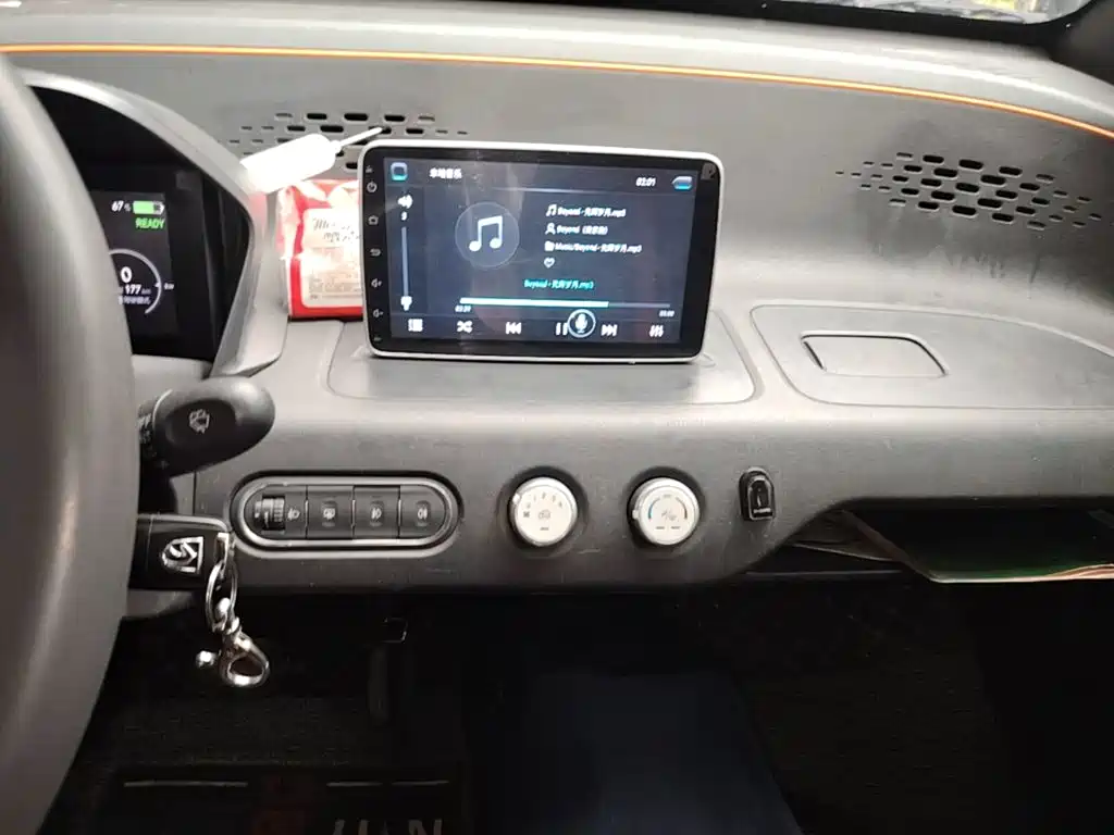 Baojun E100 2019 2019 250KM Smart Edition