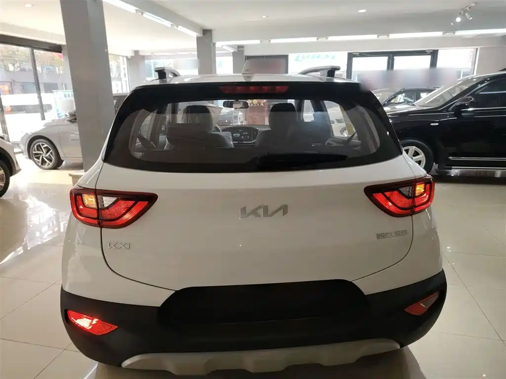 Kia KX1 2021 1.4L CVT Sunroof Version фото 6