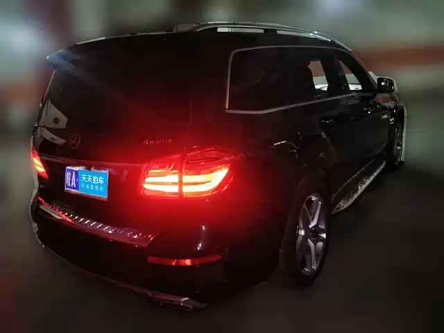Mercedes-Benz GL-Class 2013 GL 500 4MATIC — фото 2