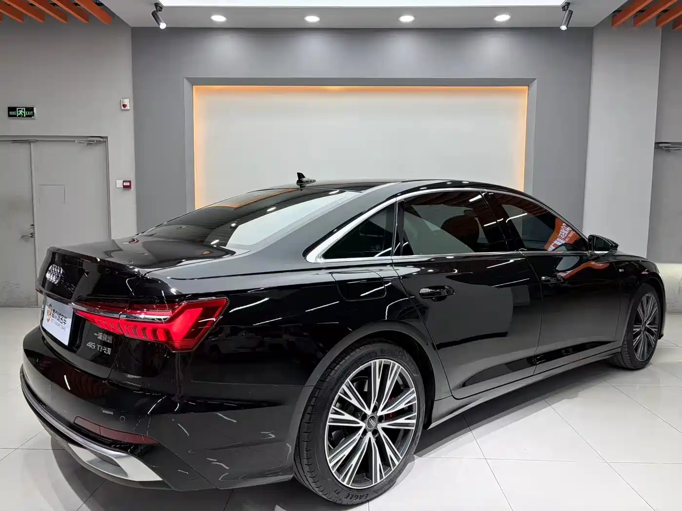 Audi A6L 2023 45 TFSI Premium Selection Dynamic фото 4