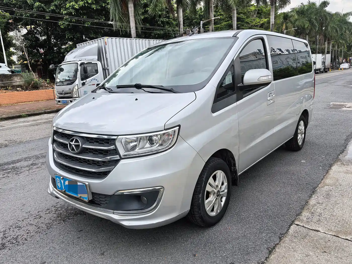 JAC Refine M3 2017 2016 IKEA Edition 1.6L Luxury Smart