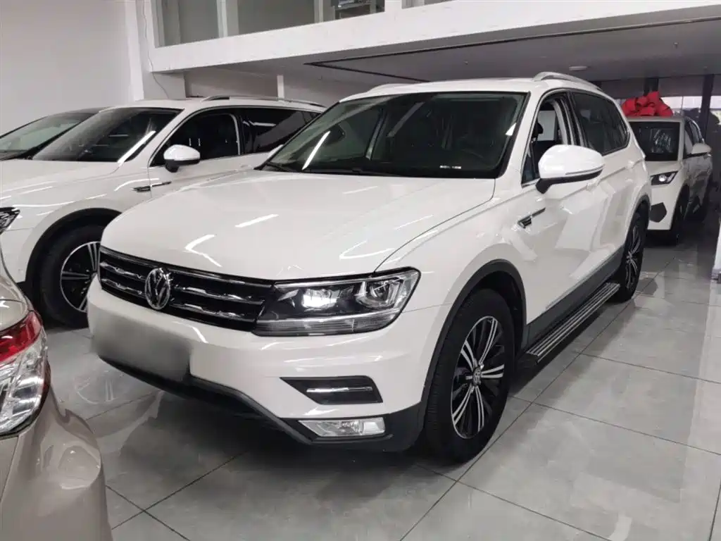 Volkswagen Tiguan L 2019 Facelift 330TSI Auto 2WD Panorama Comfort China VI фото 2