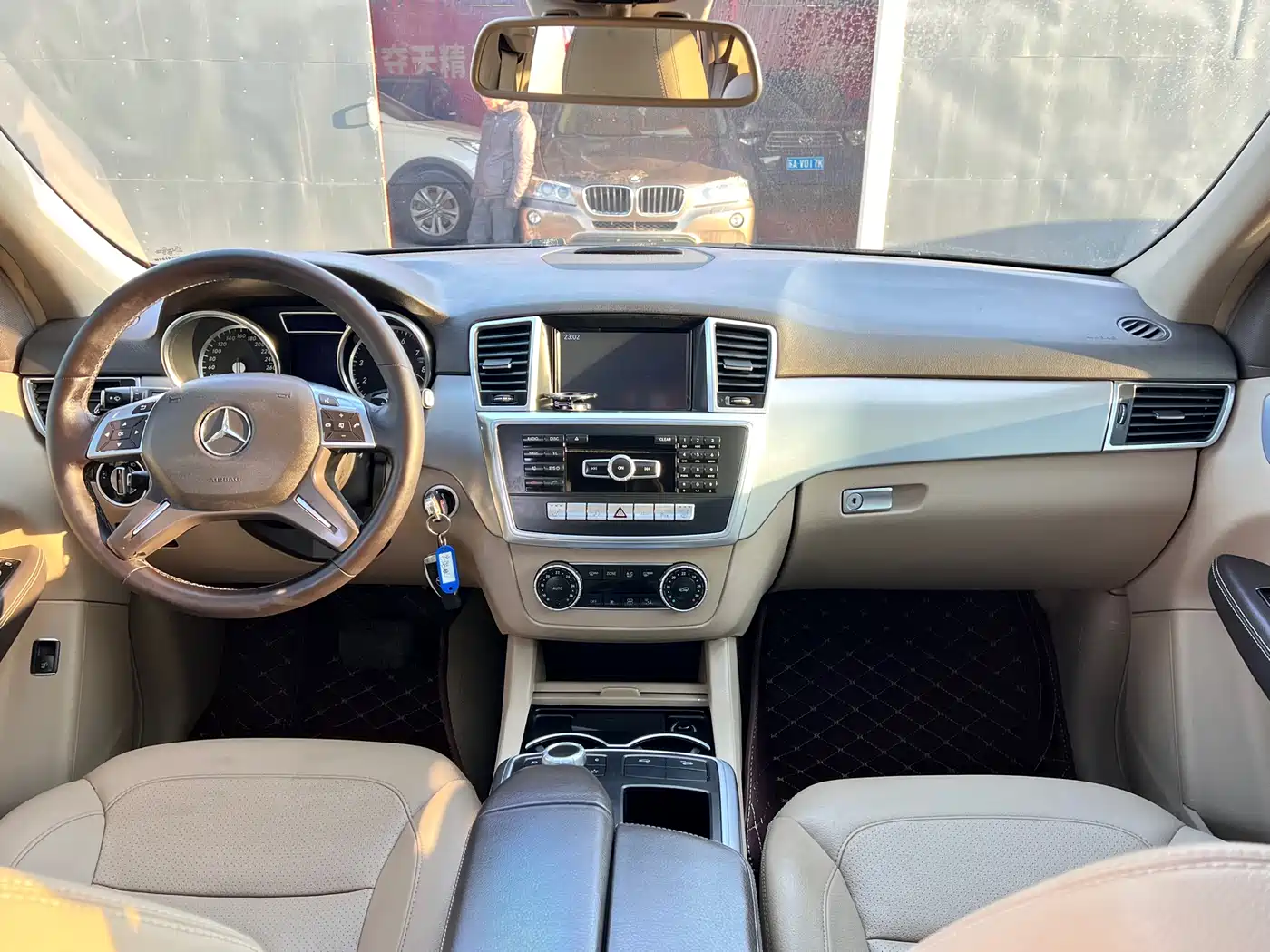 Mercedes-Benz M-Class 2015 ML 320 4MATIC фото 14