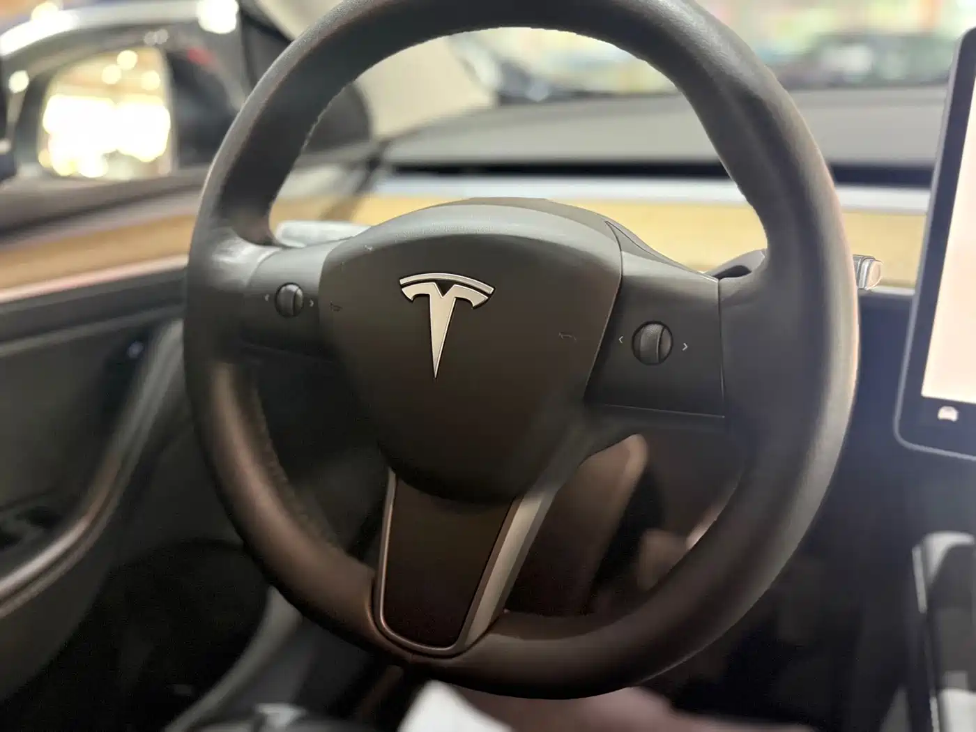 Фото 12 - Tesla Model Y