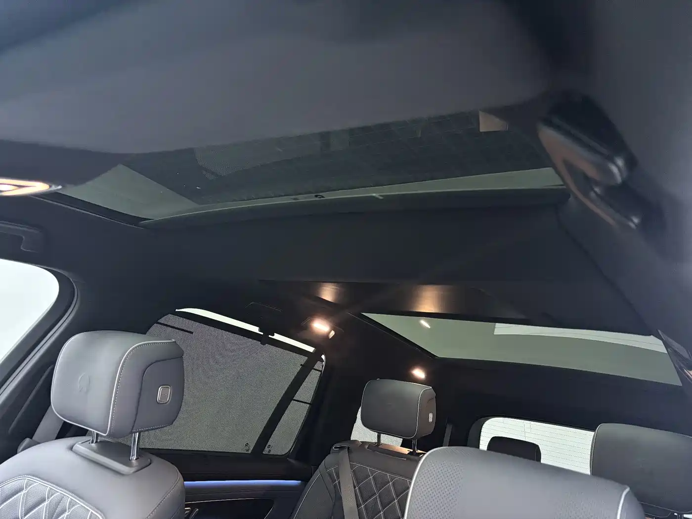 NIO ES8 2026 2025 Model 6-Seat Executive Luxury Edition