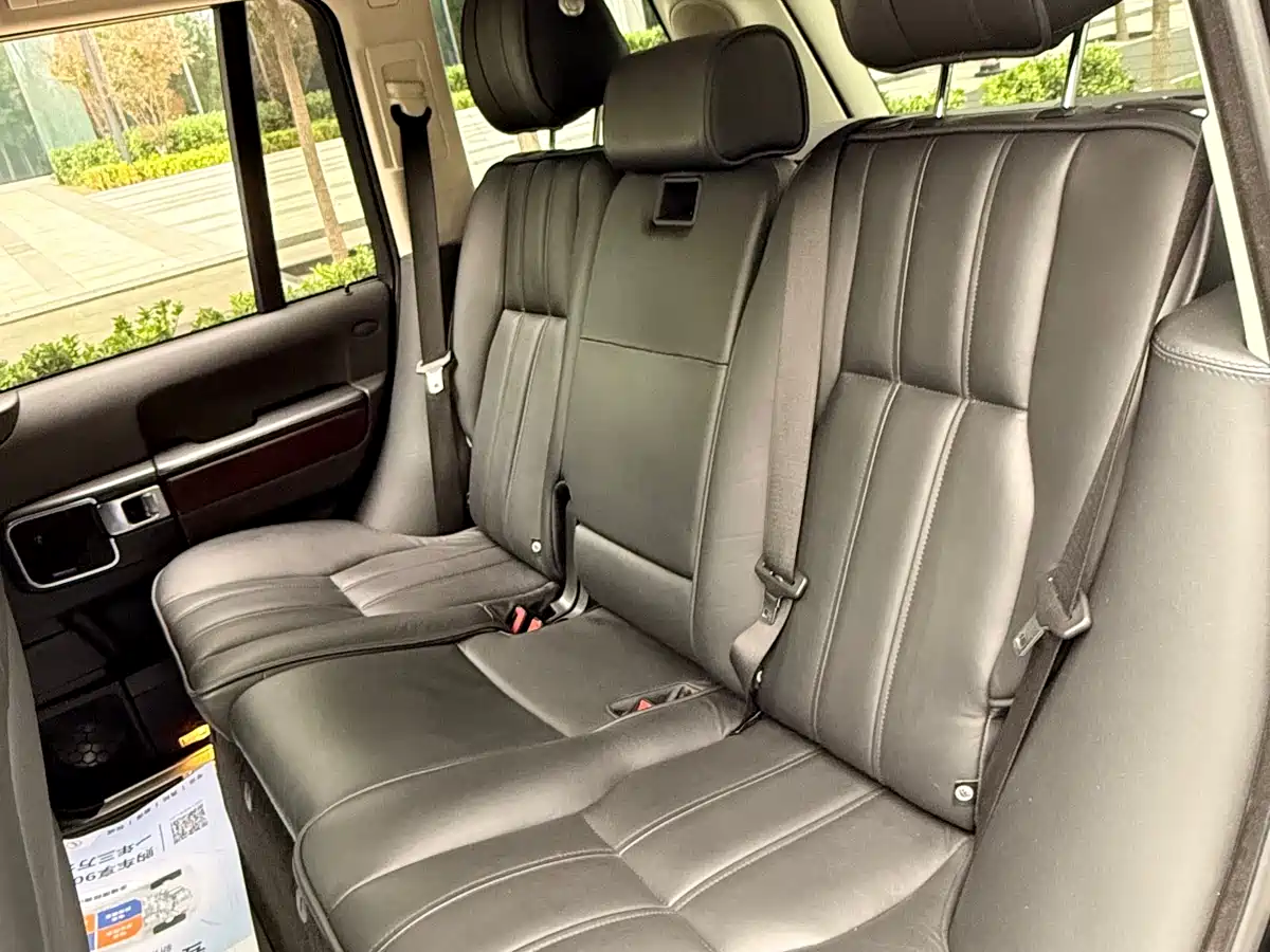 Land Rover Range Rover 2012 5.0 NA V8 фото 24