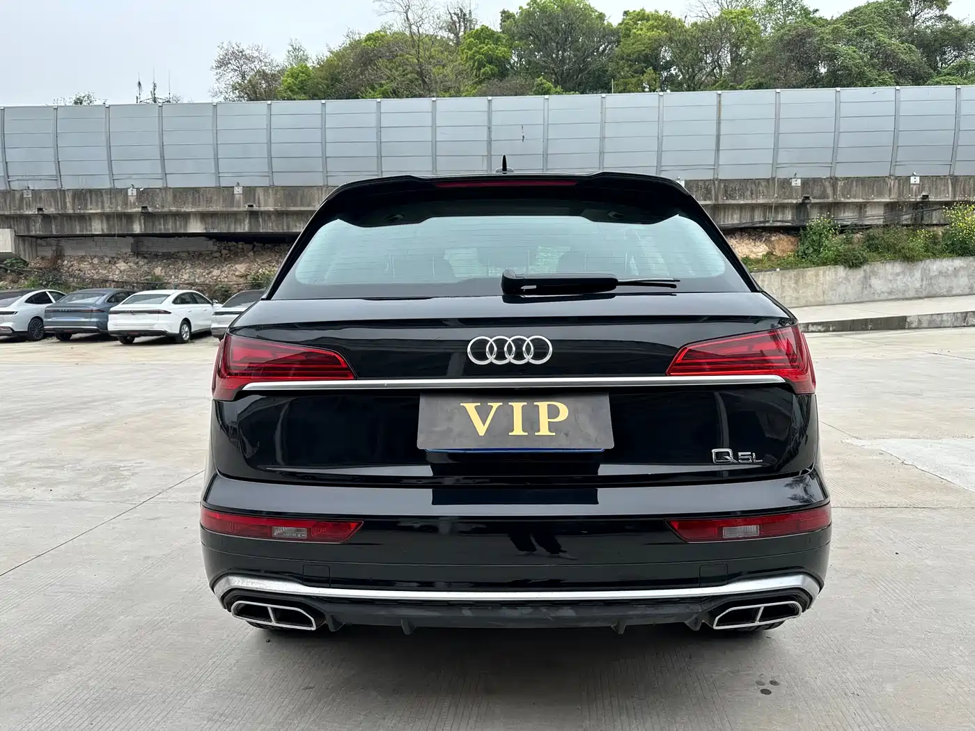 Audi Q5L 2024 Model 40 TFSI Luxury Dynamic фото 8