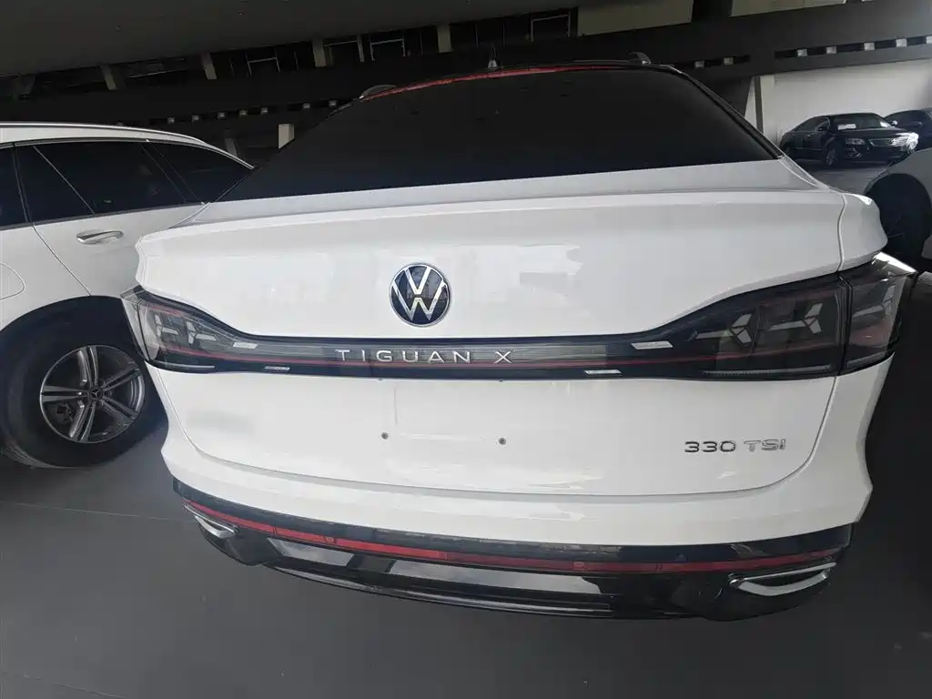 Volkswagen Tiguan X 2022 330TSI 2WD Flagship Edition фото 9