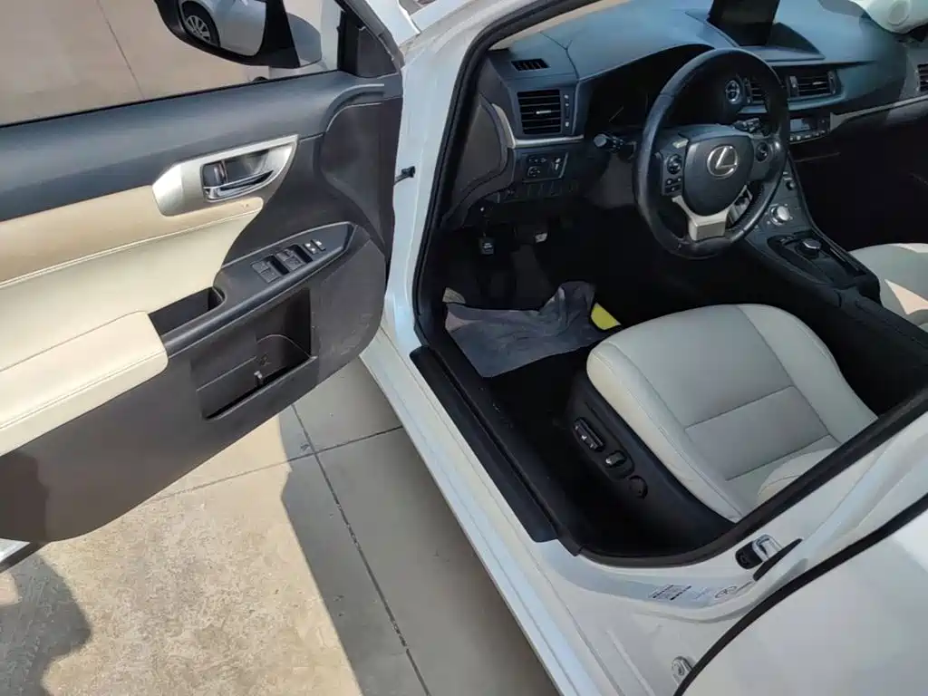 Lexus CT 2017 2017 CT200h Comfort (Single Color, China V)