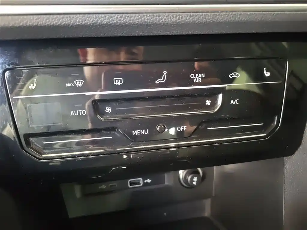 Volkswagen Tiguan X 2022 330TSI 2WD Flagship Edition фото 14