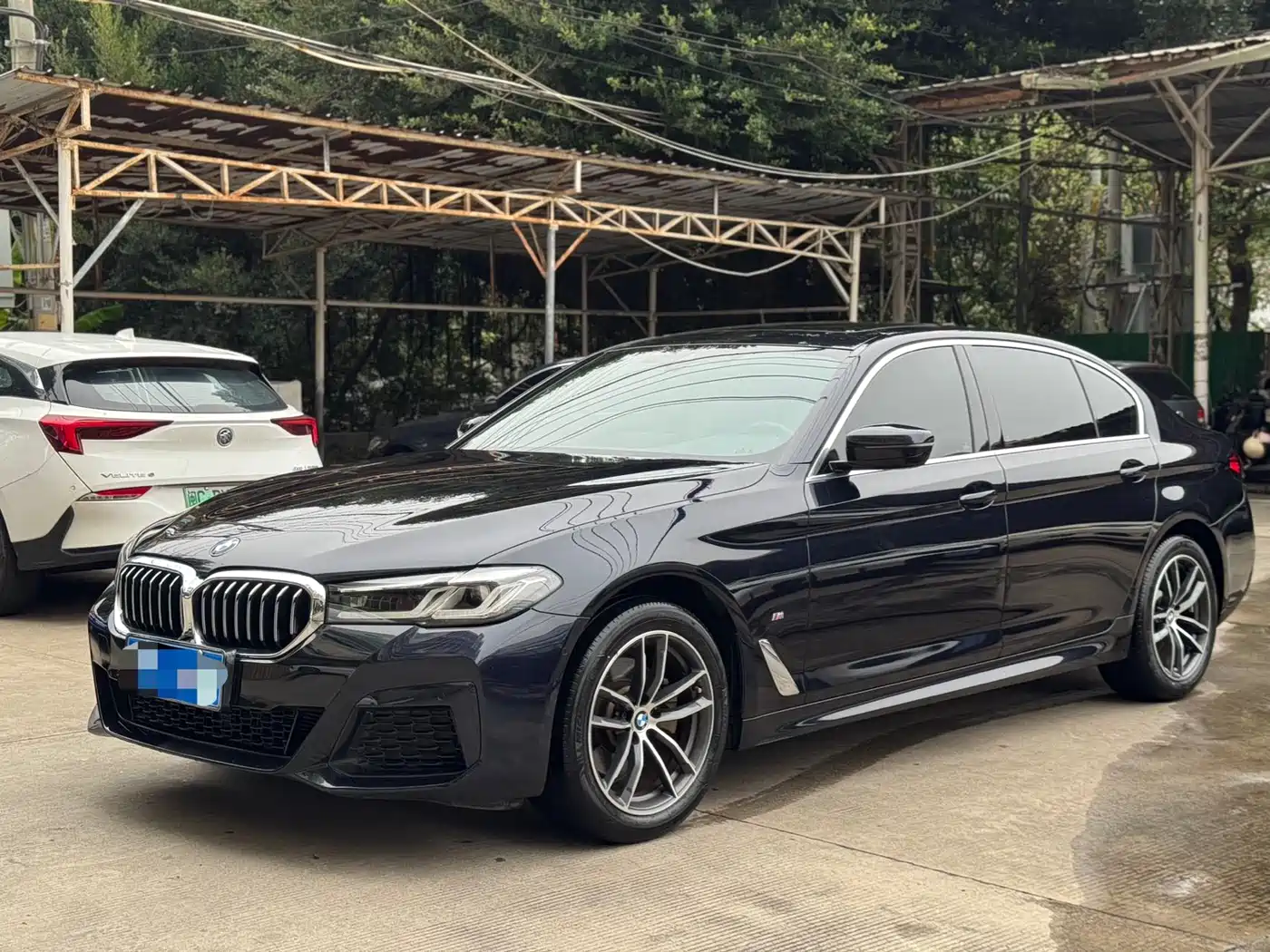 BMW 5 Series 2021 525Li M Sport Package