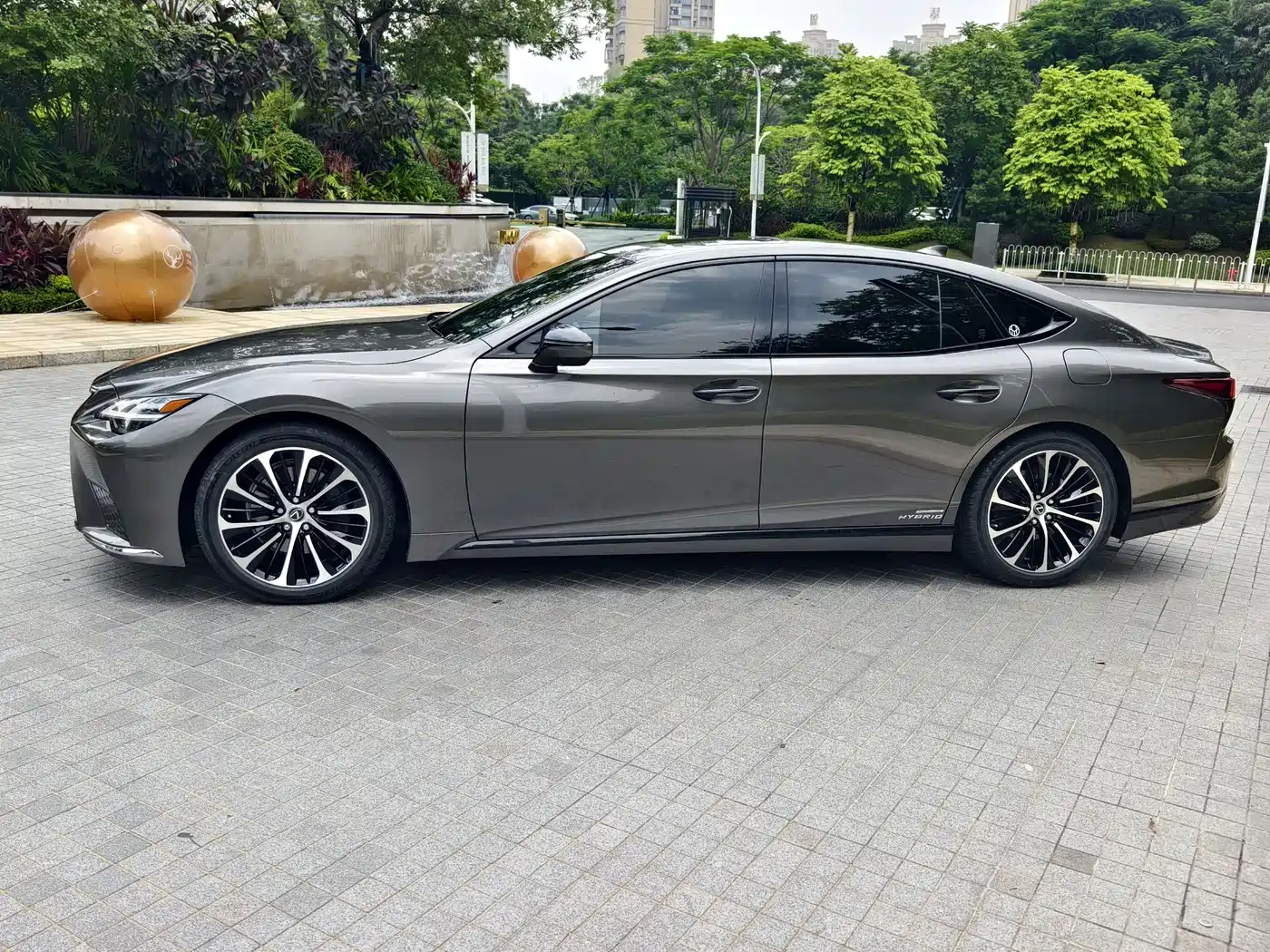 Lexus LS 2022 2021 500h Excellence Edition