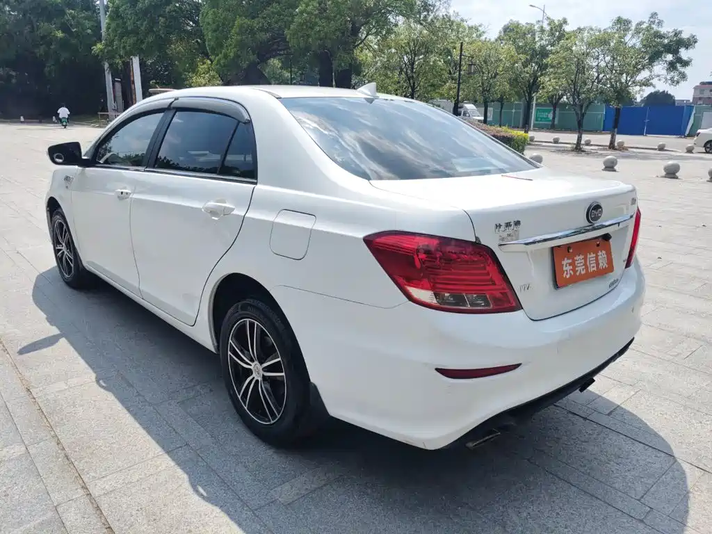 BYD Surui 2017 2015 Facelift 1.5L Manual Luxury