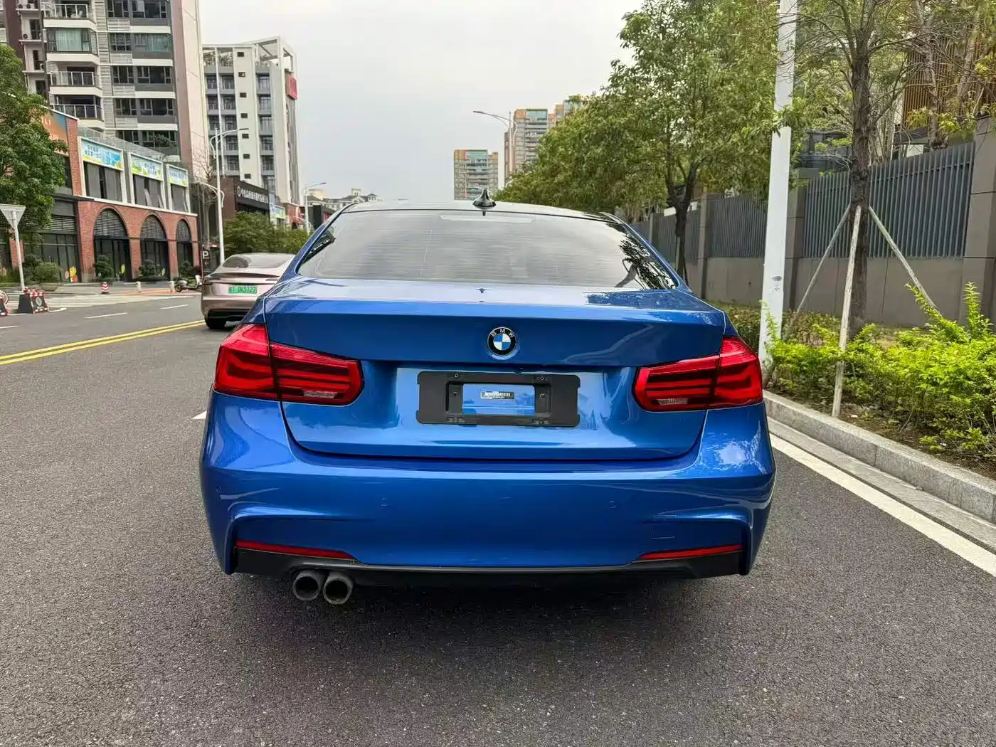 BMW 3 Series 2017 330i M Sport фото 8