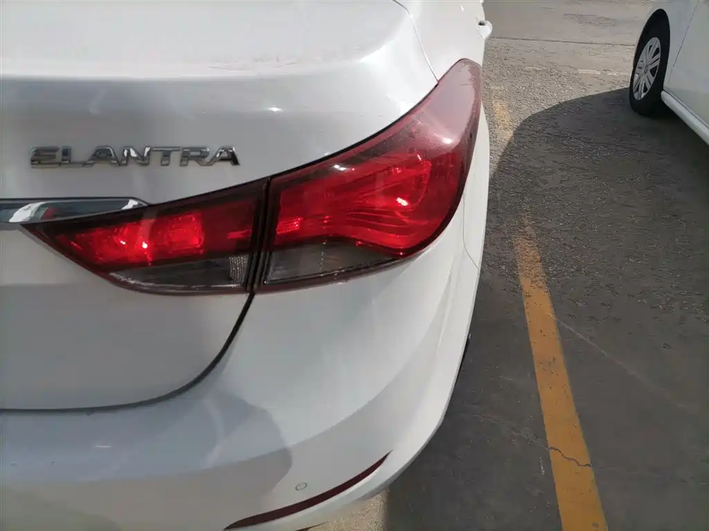 Hyundai Langdong 2016 1.6L Automatic Smart Edition фото 24