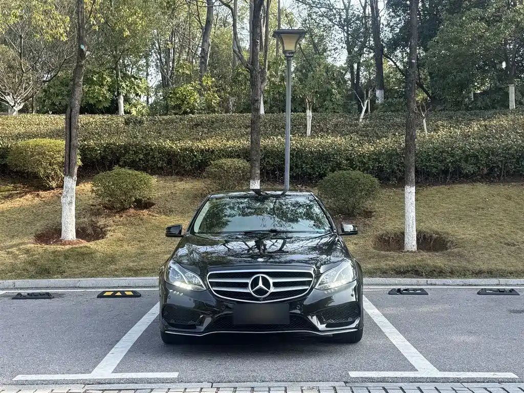 Mercedes-Benz E-Class 2015 E 260 L Sport фото 22