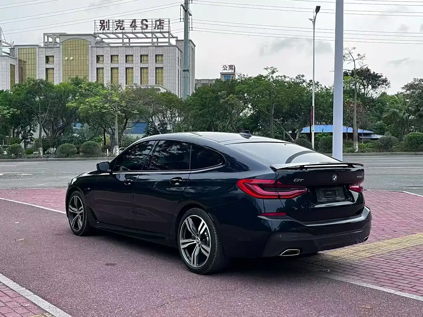 BMW 6 SERIES GT