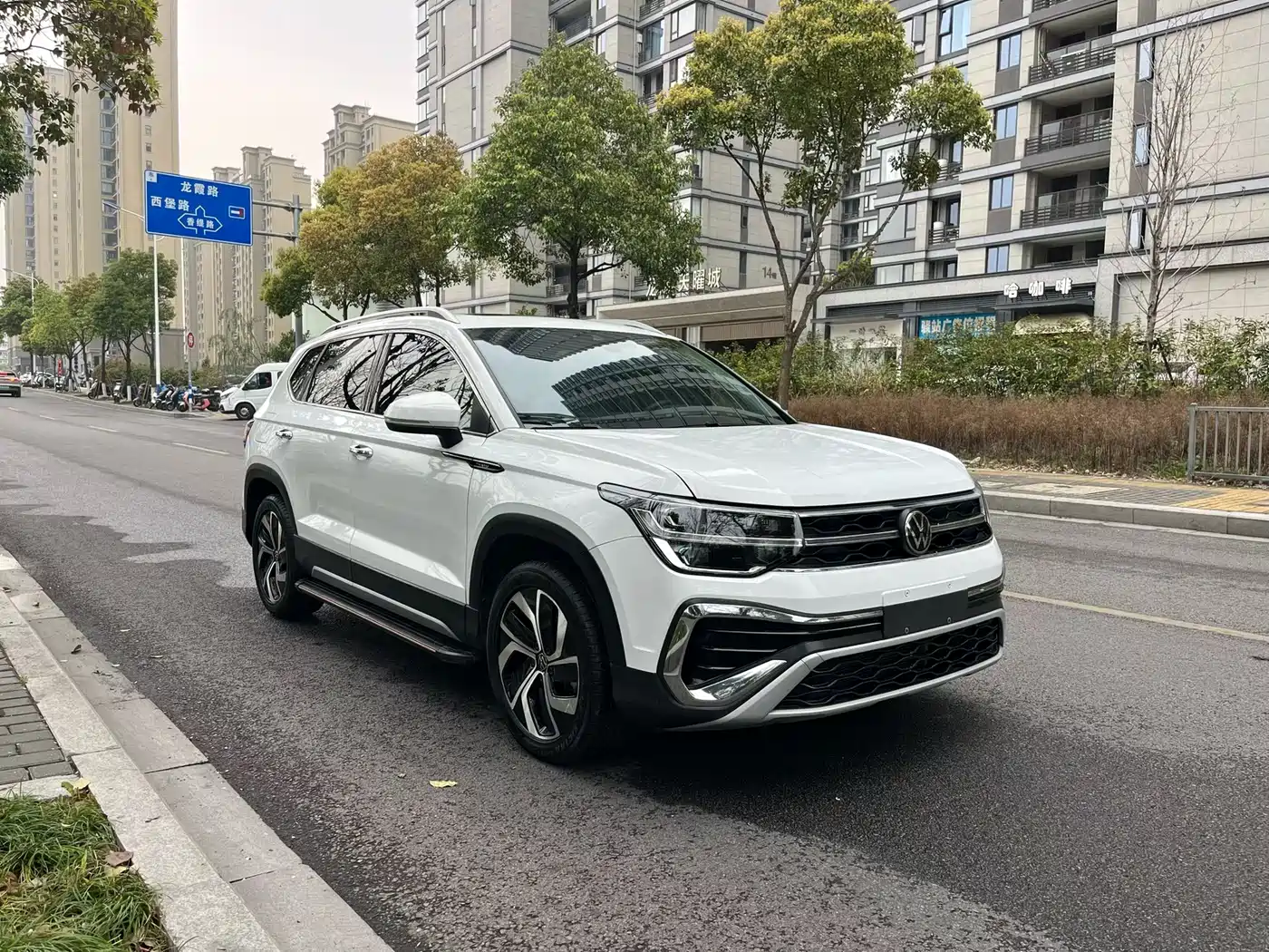 Volkswagen Tharu 2023 300TSI 2WD Full Moon Edition фото 3