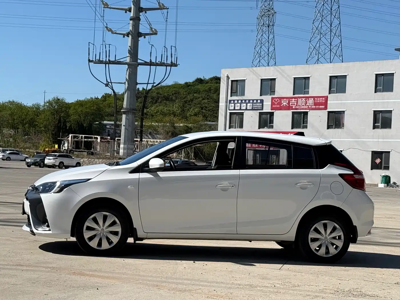 Toyota YARiS L Zhi Xuan 2016 Facelift 1.5E CVT Charming Edition фото 7