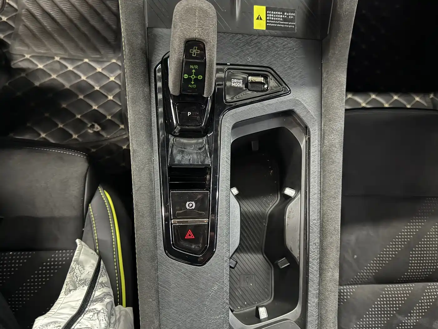 Lynk & Co 03 2023 03+ 2.0TD Automatic Performance Package фото 8