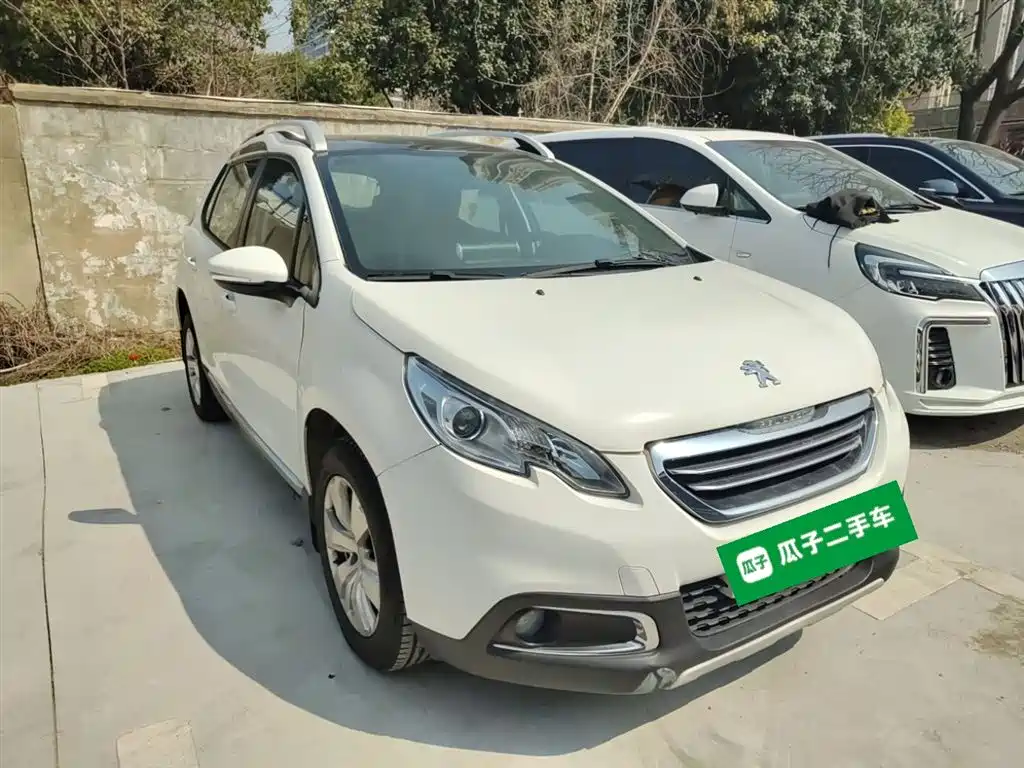Peugeot 2008 2014 1.6L Automatic Fashion Edition фото 22