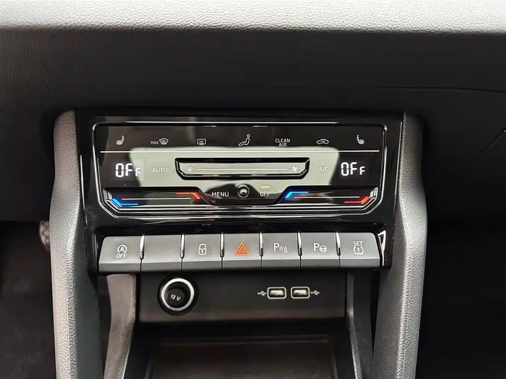 Škoda Karoq 2023 TSI280 Smart Edition фото 19