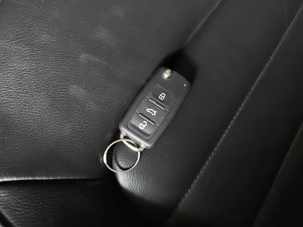Фото 9 - Volkswagen Passat