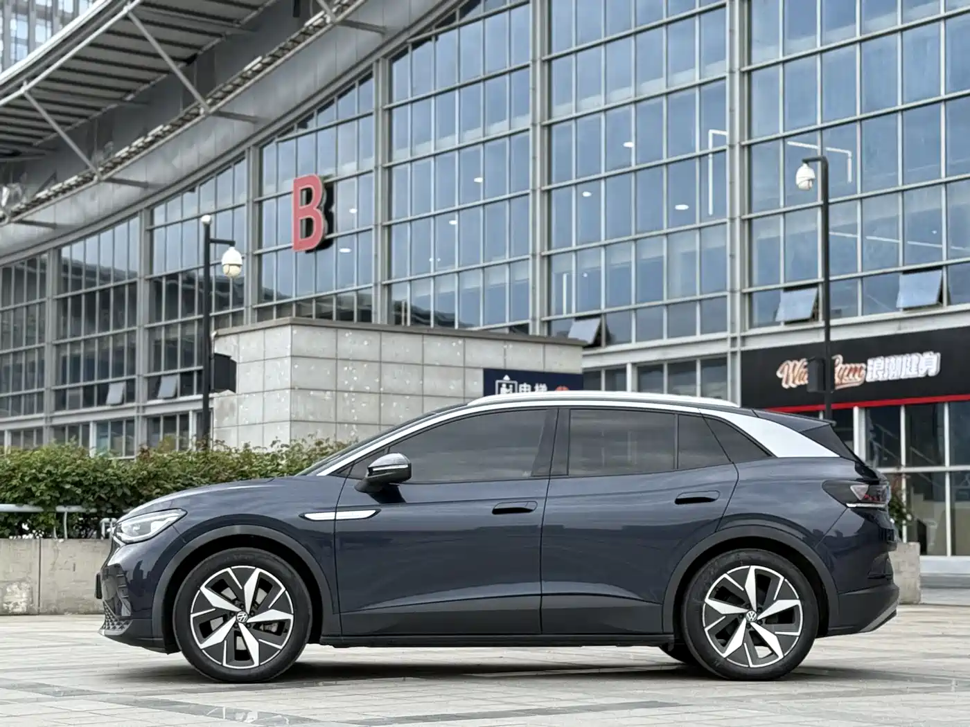 VOLKSWAGEN ID.4 CROZZ