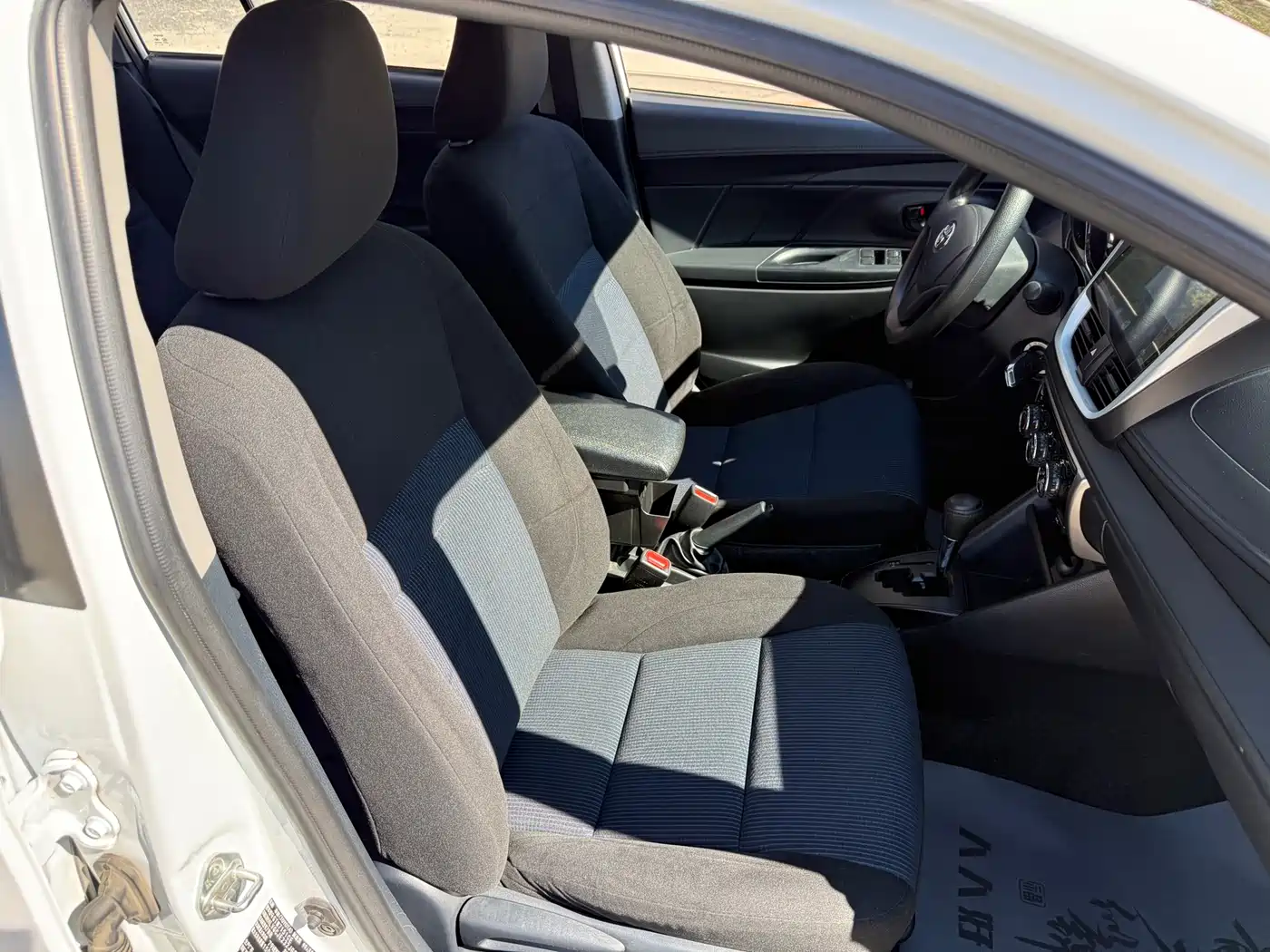 Toyota YARiS L Zhi Xuan 2016 Facelift 1.5E CVT Charming Edition фото 11
