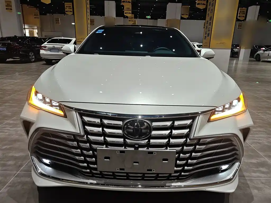 TOYOTA ASIAN DRAGON