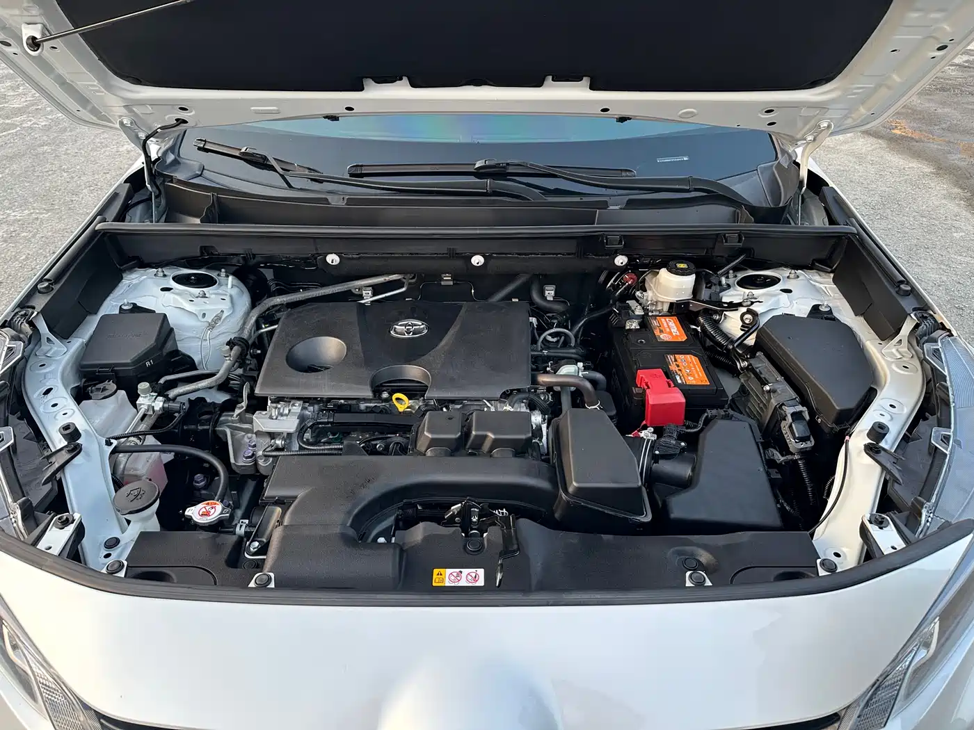Toyota Wildlander 2024 2.0L CVT 2WD Luxury PLUS Edition фото 15
