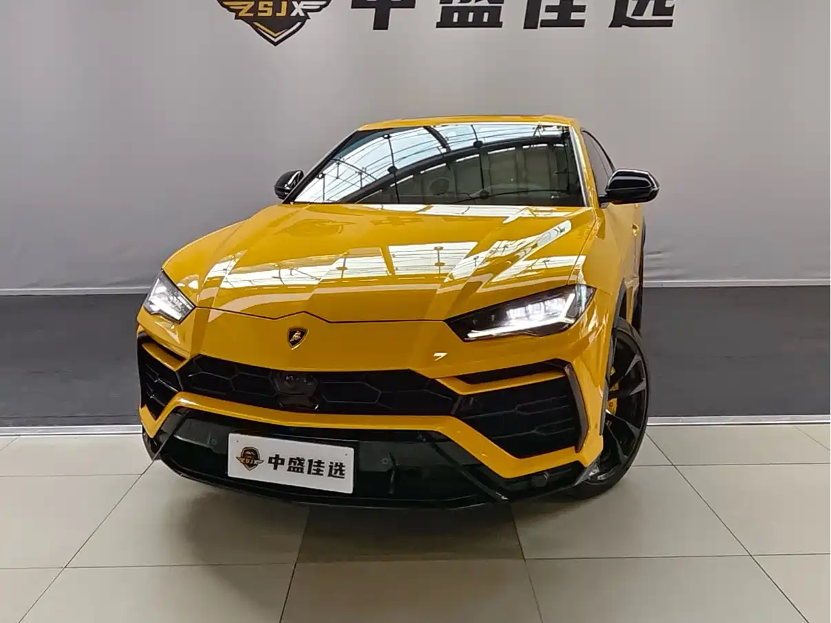 Lamborghini Urus 2021 4.0T V8