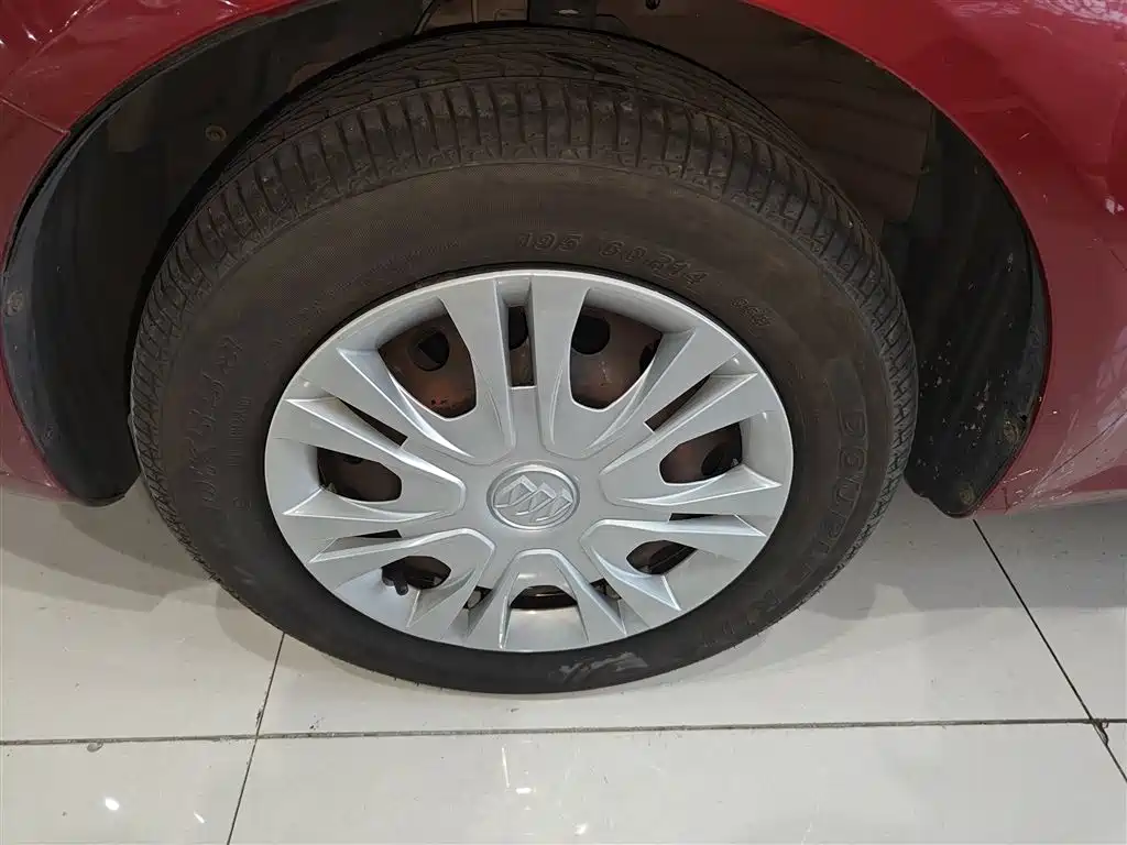 Buick Excelle 2013 1.5L Automatic Classic фото 23