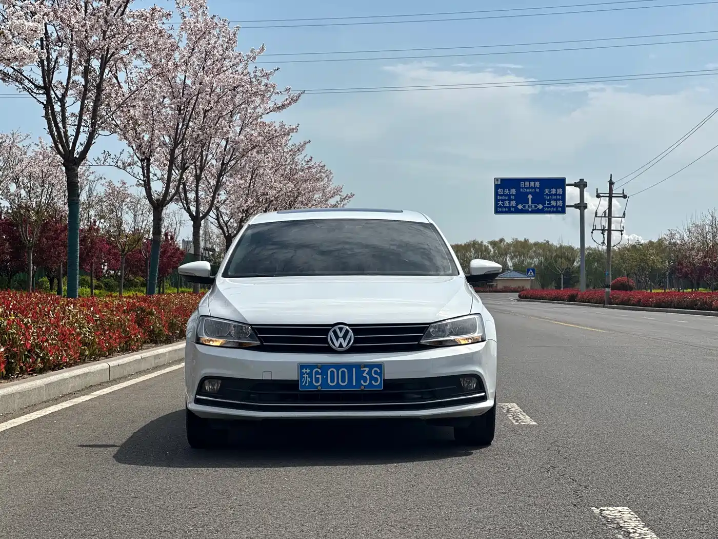 Volkswagen Sagitar 2018 1.6L Automatic Comfort фото 2