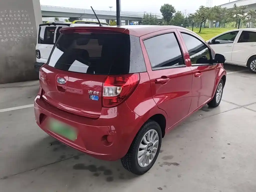 JAC Motors JAC iEV6E 2019 2019 Upgraded Version iEV6E Luxury Deluxe Edition