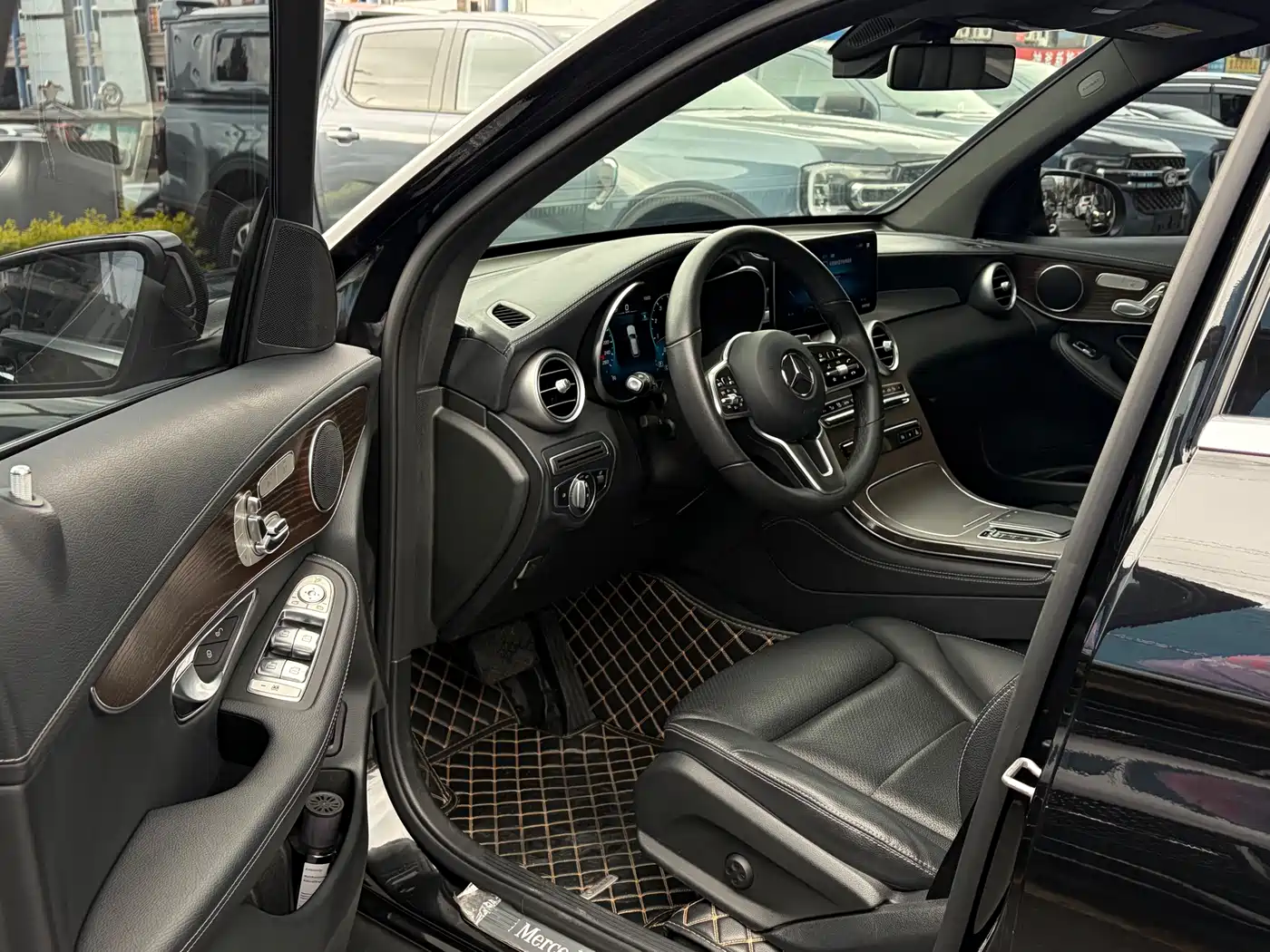 Mercedes-Benz GLC 2021 GLC 260 L 4MATIC Luxury фото 9