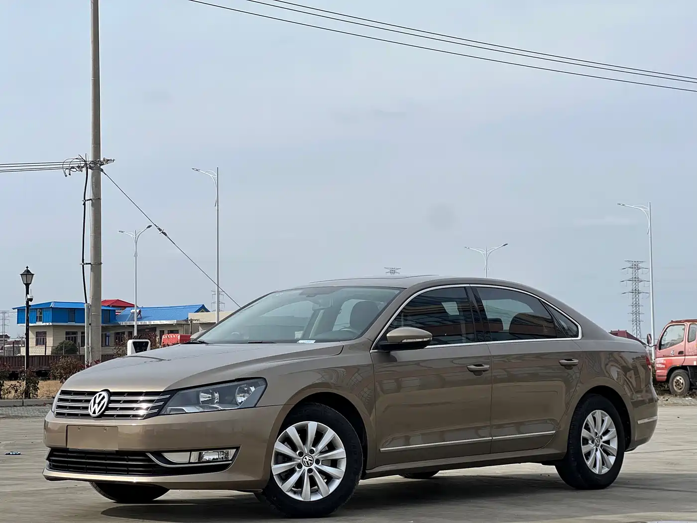 Volkswagen Passat 2014 1.8TSI DSG Luxury Edition фото 7