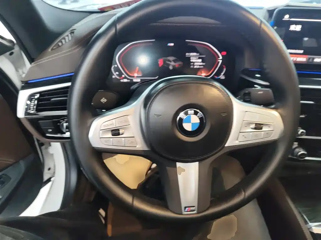 BMW 5 Series 2022 Model Second Facelift 525Li M Sport Package фото 11