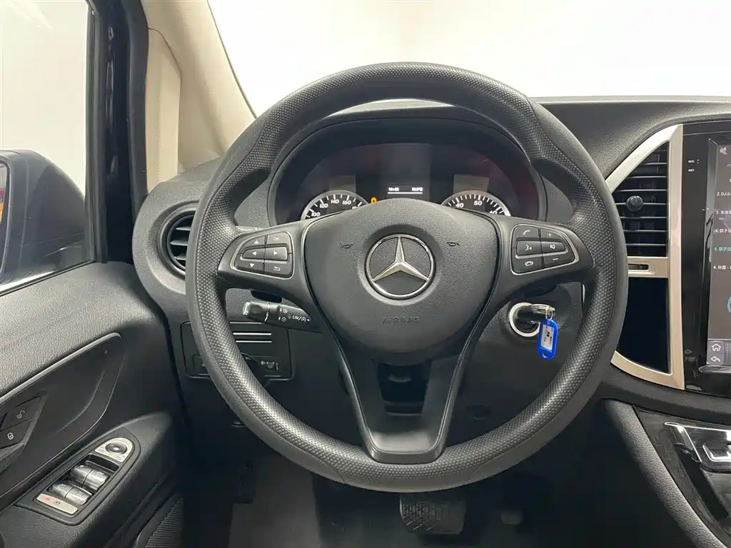 Mercedes-Benz Vito 2016 2.0T Elite Edition фото 15
