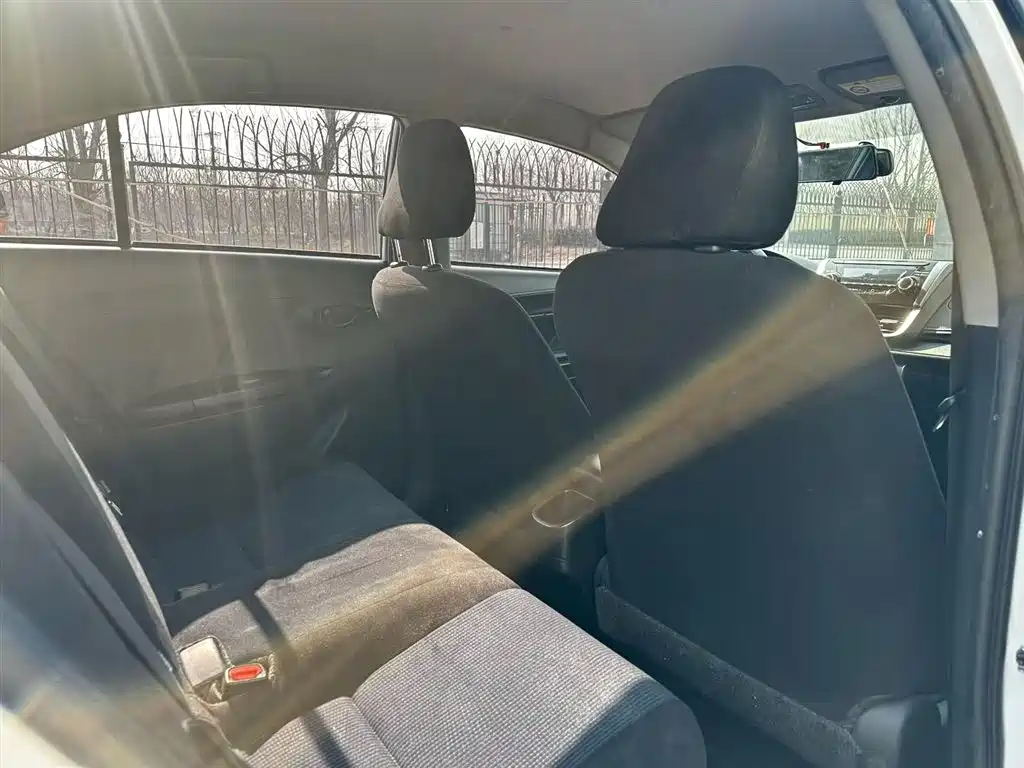 Toyota YARiS L Zhi Xiang 2019 1.5E CVT Charming China VI фото 14