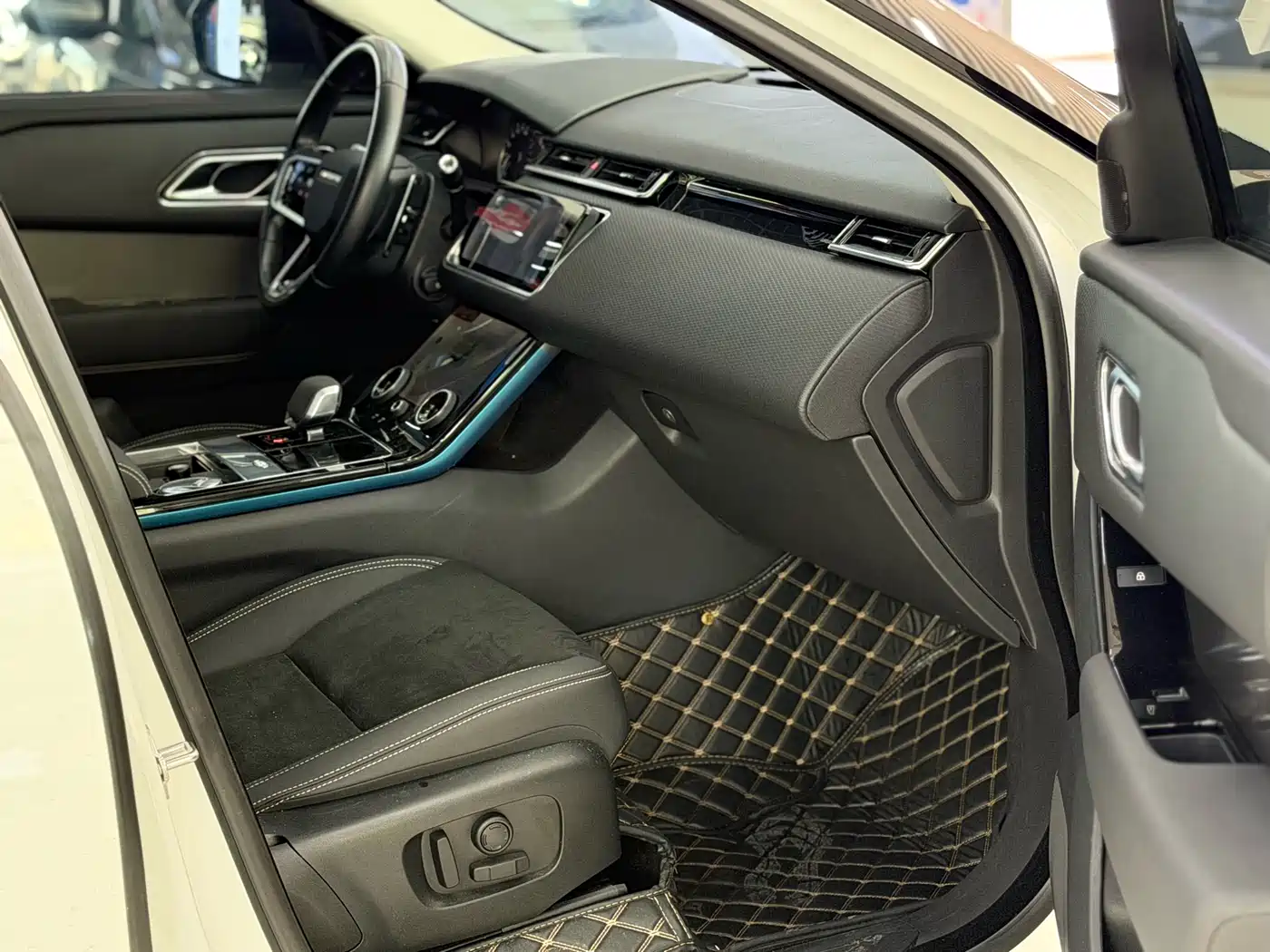 LAND ROVER RANGE ROVER STAR PULSE