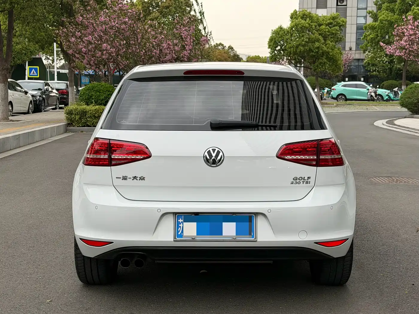 Volkswagen Golf 2016 230TSI Automatic Comfort фото 6