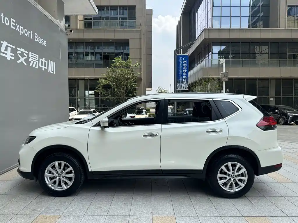 Nissan X-Trail, миниатюра 3